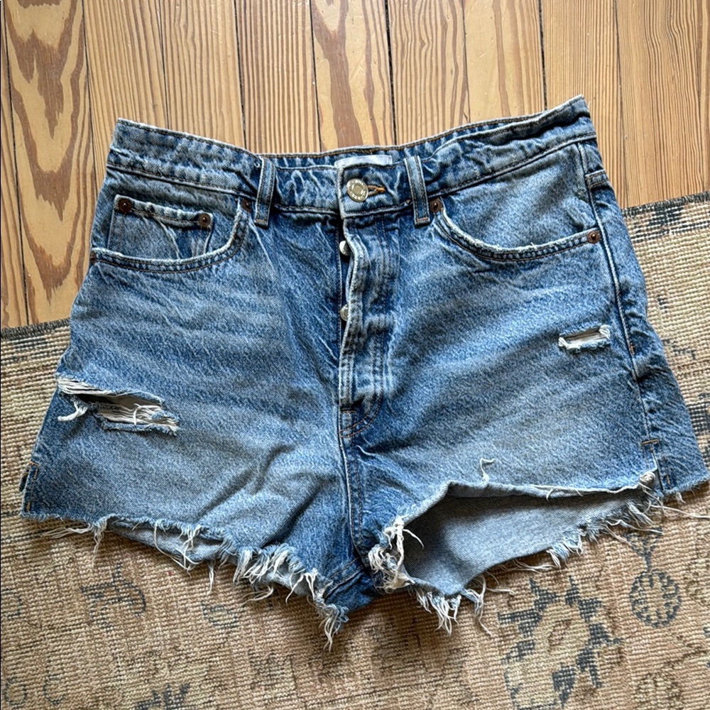 Zara cutoff high waisted button up denim shorts